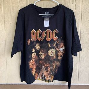 🆕RUE 21 AC/DC BAND TEE W/ TOUR DATES SIZE XL